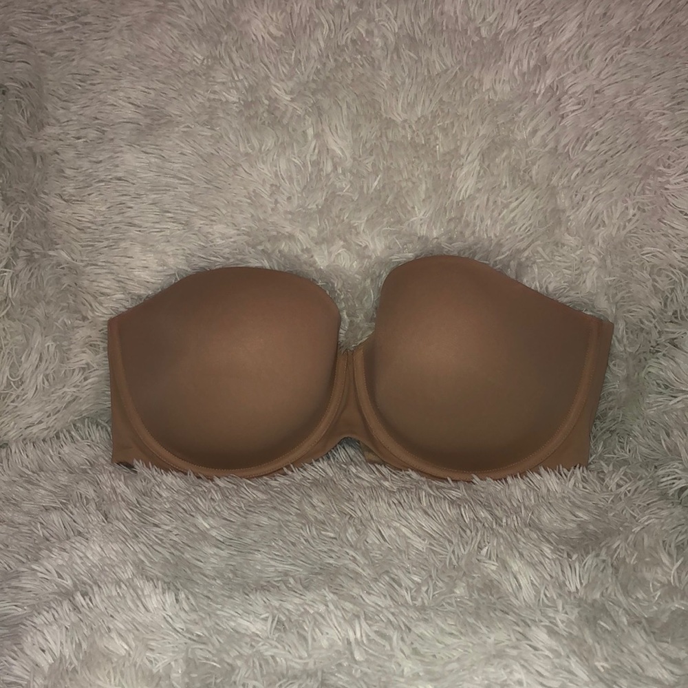 Cacique Nude Strapless Bra *DETACHABLE STRAPS NOT INCLUDED*